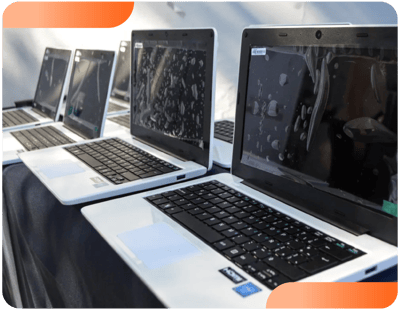Donación de equipos de computo